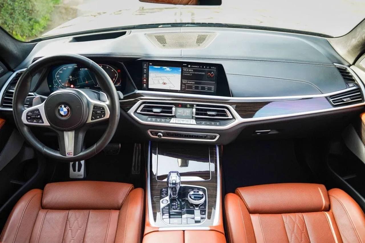 BMW X7 50 2021 - view 16