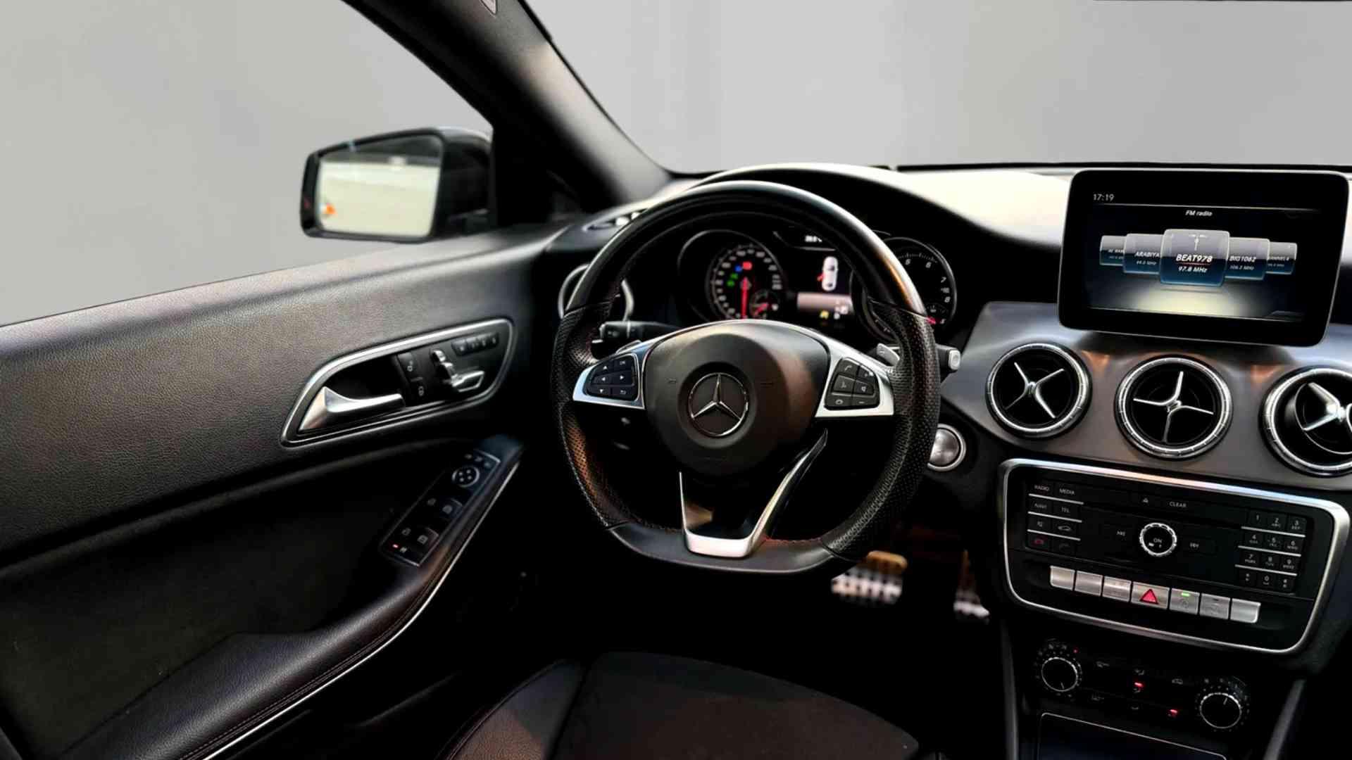 Mercedes-Benz CLA 250