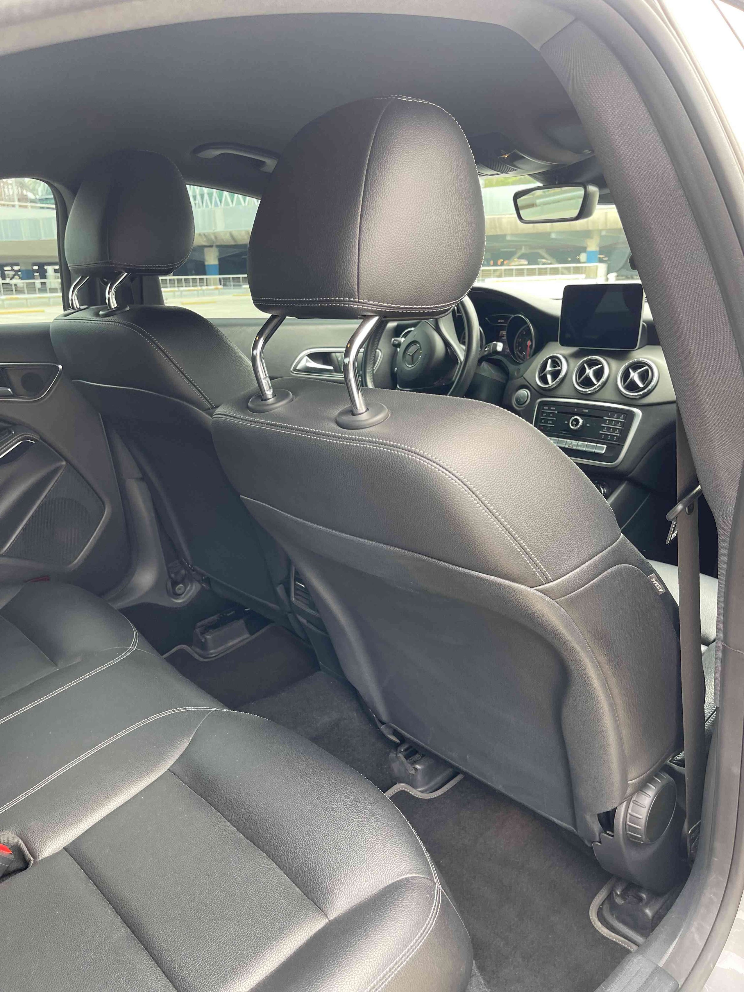 Mercedes Benz CLA 200