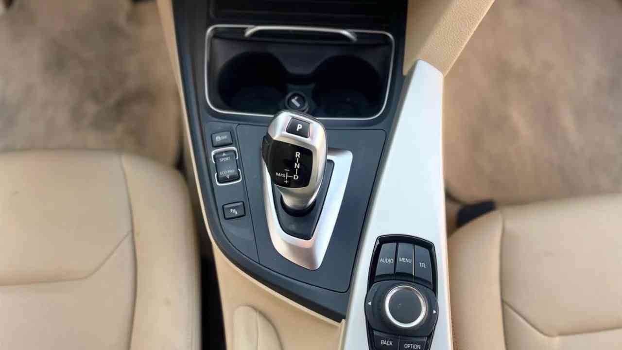BMW 318i