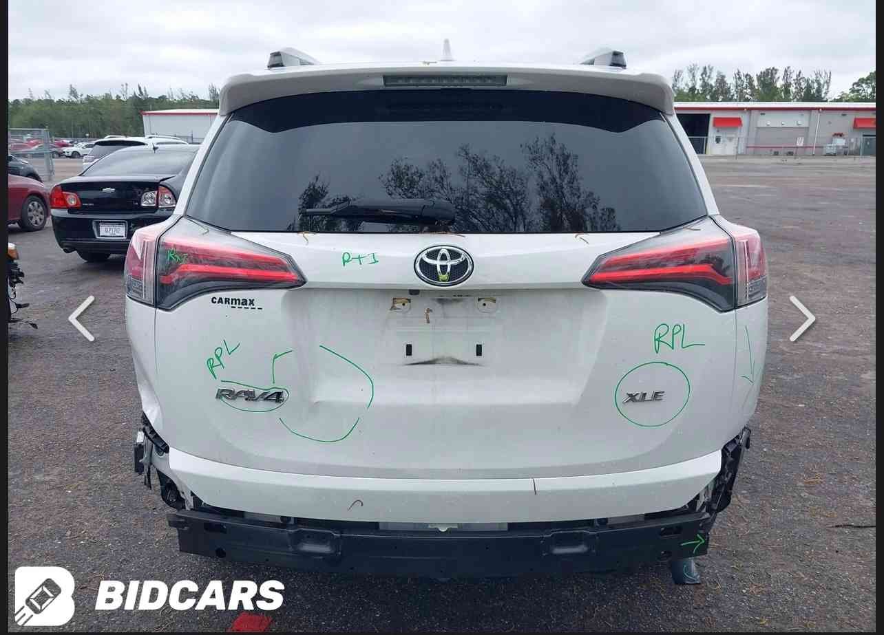TOYOTA RAV 4