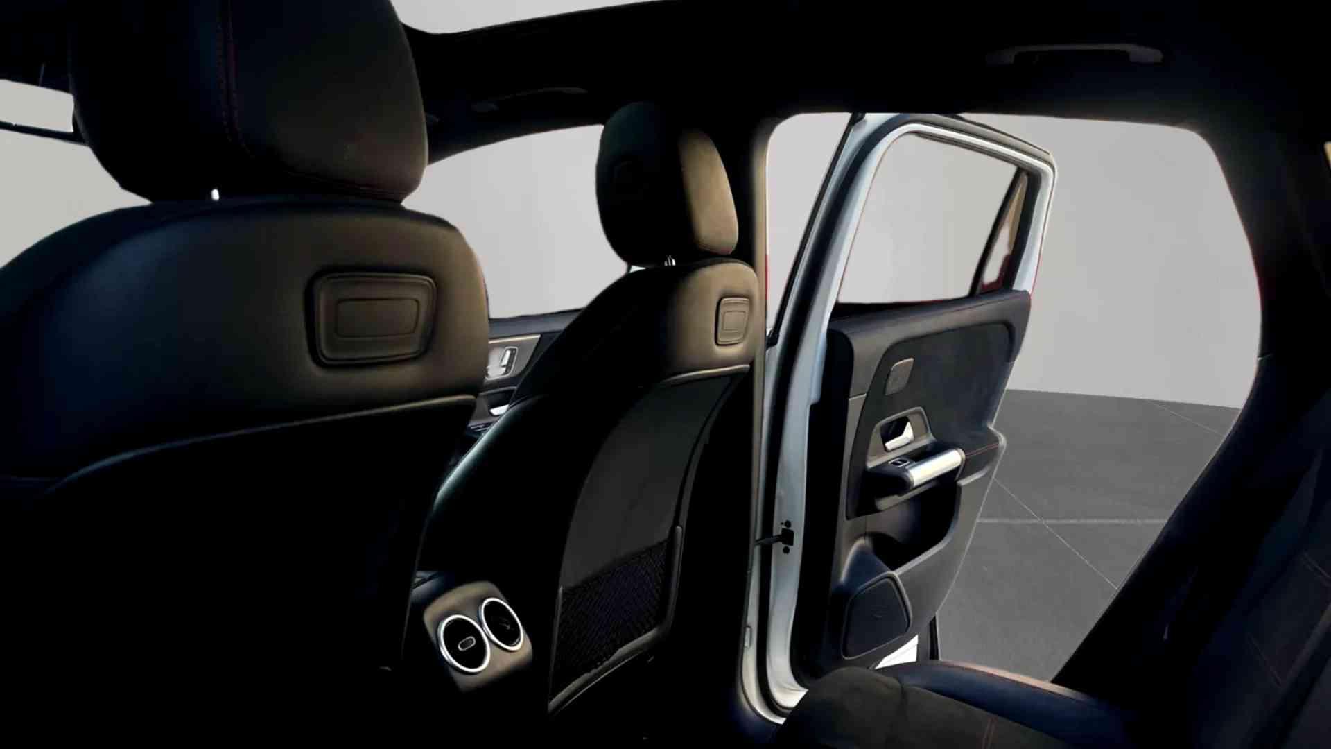 Mercedes Benz GLA 200