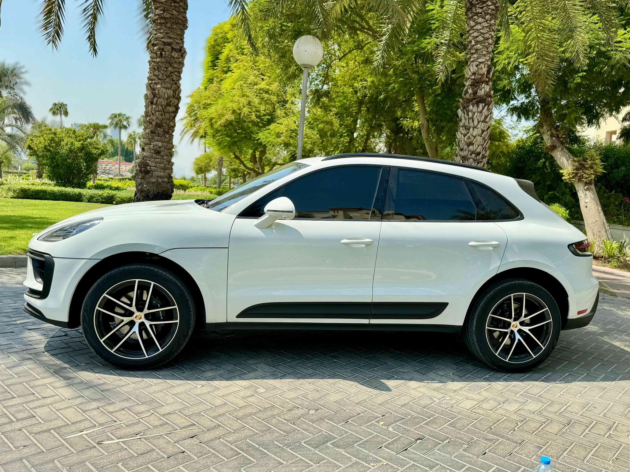 Porsche Macan 2024 Low Mileage - Fully Loaded