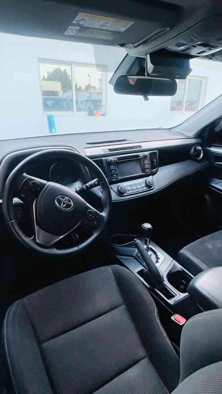 TOYOTA RAV 4