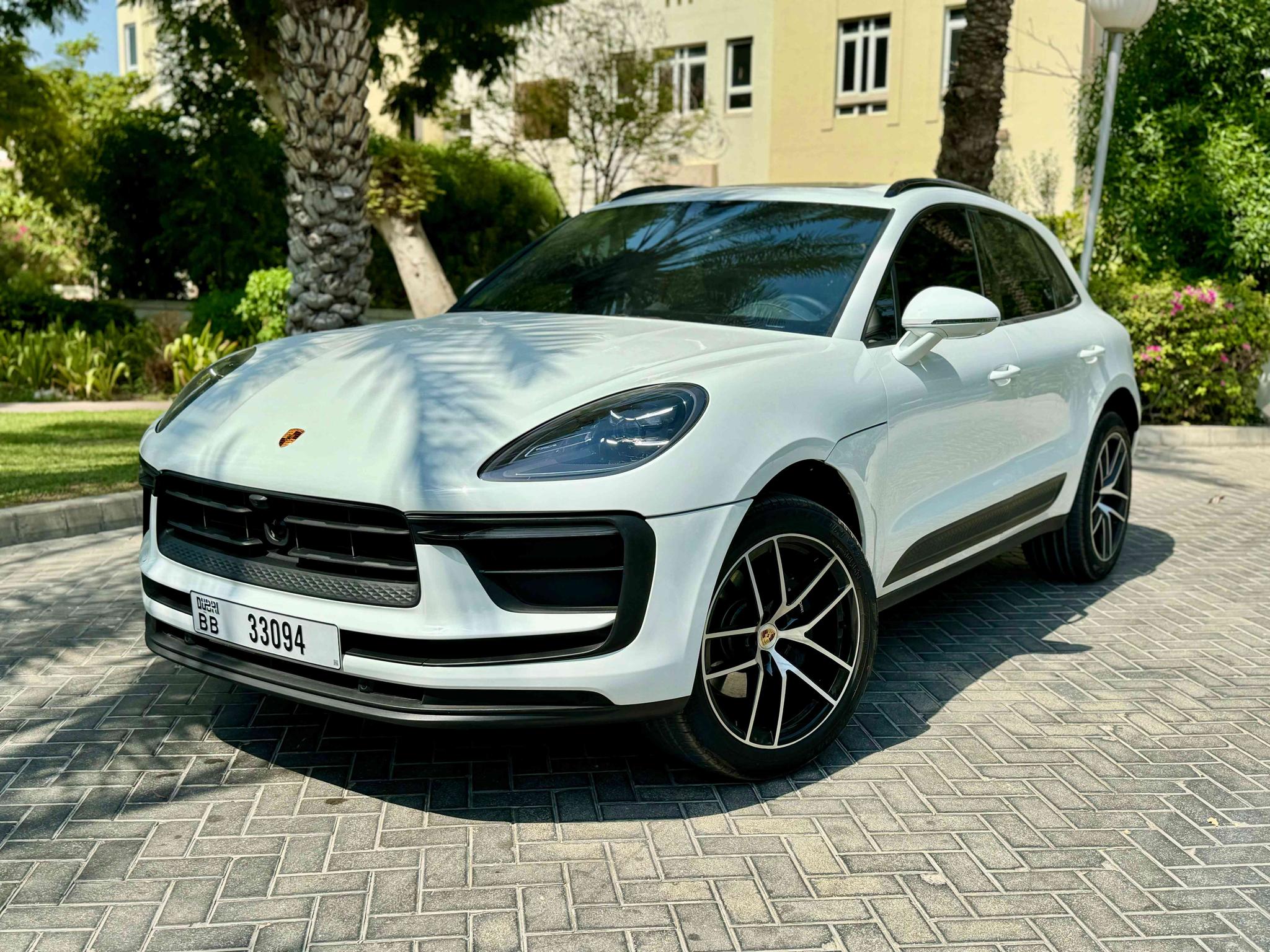 Porsche Macan 2024 Low Mileage - Fully Loaded