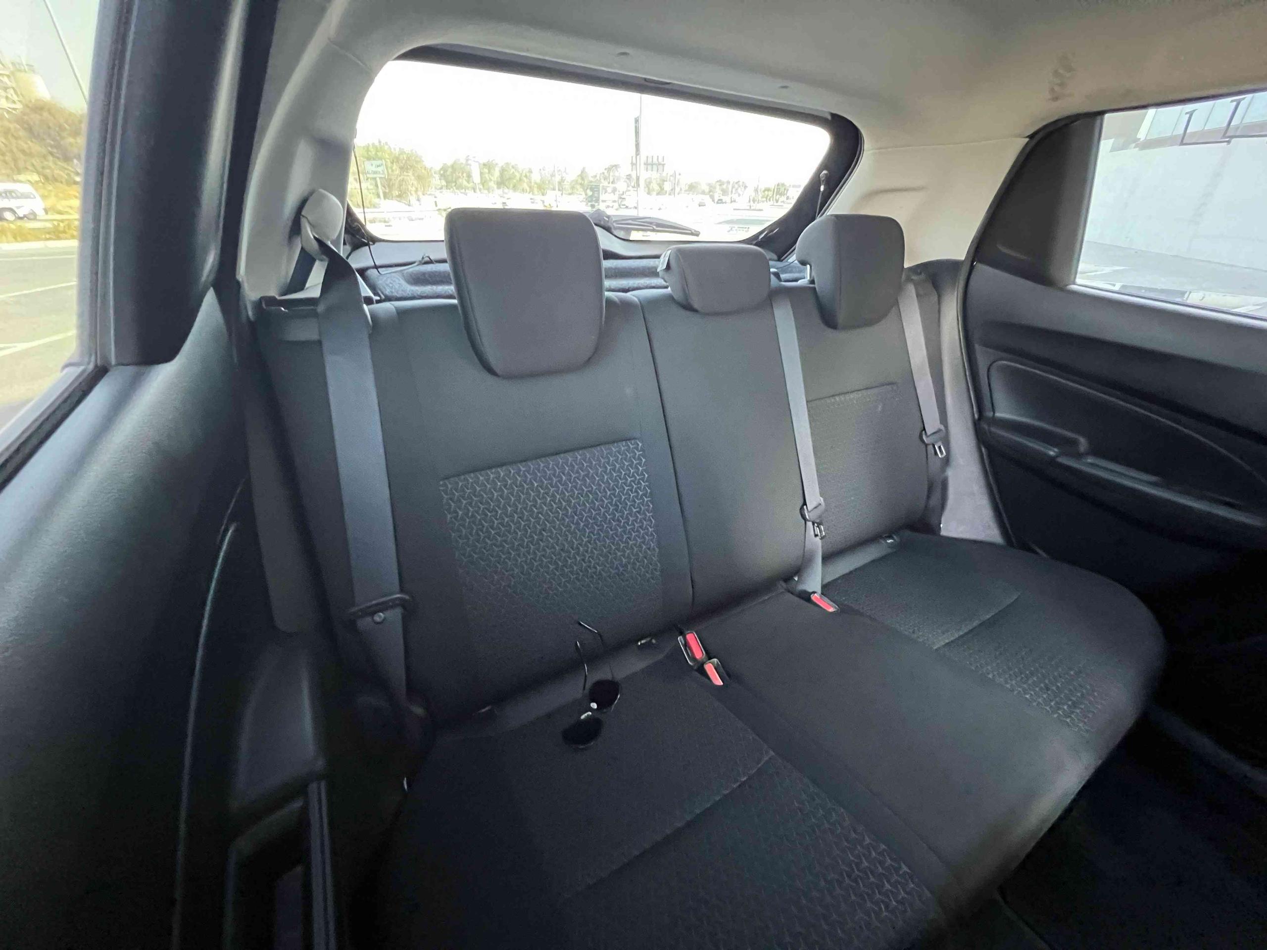 2019 Suzuki Swift GLX - view 16
