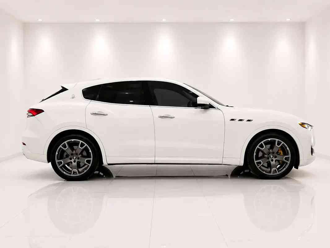 2021 Maserati Levante Full Option | Pristine Condition | Low Km - view 3