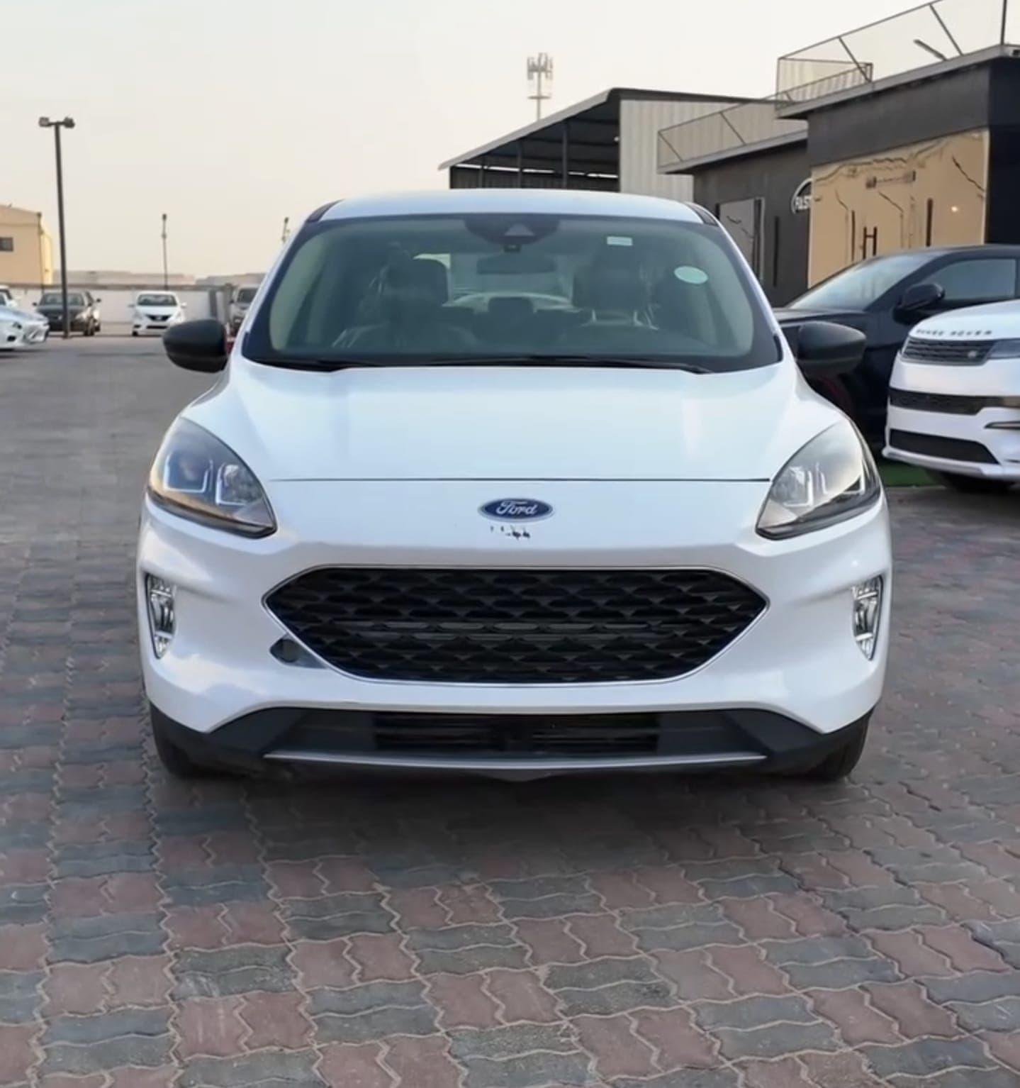 Ford Escape 2020 - view 1