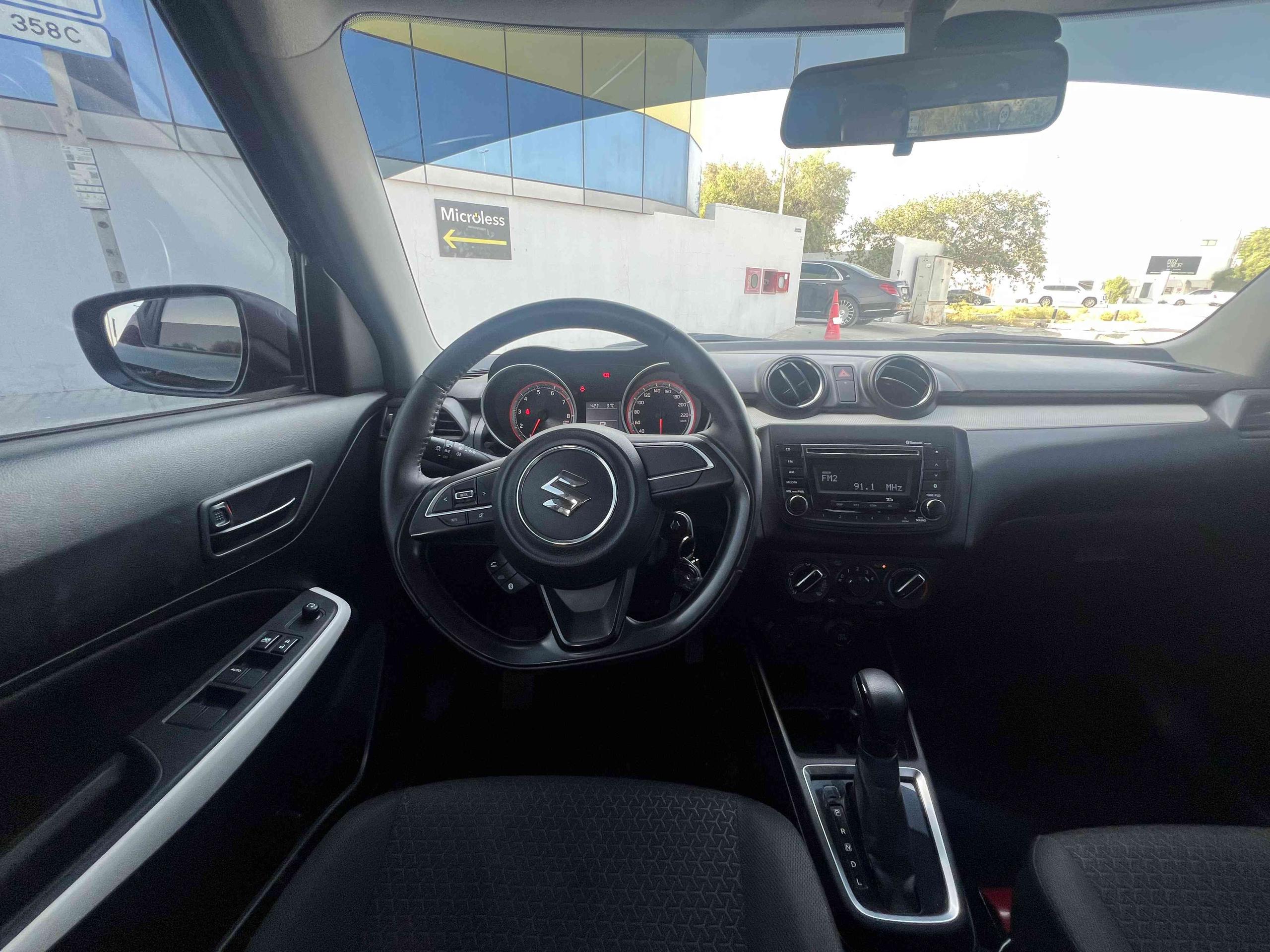 2019 Suzuki Swift GLX - view 12