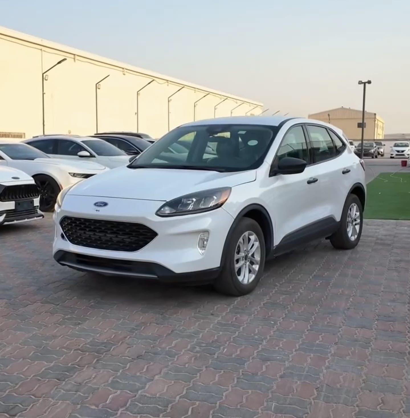 Ford Escape 2020 - view 2
