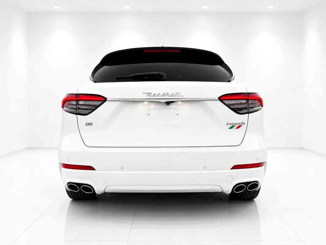 2021 Maserati Levante Full Option | Pristine Condition | Low Km - view 8