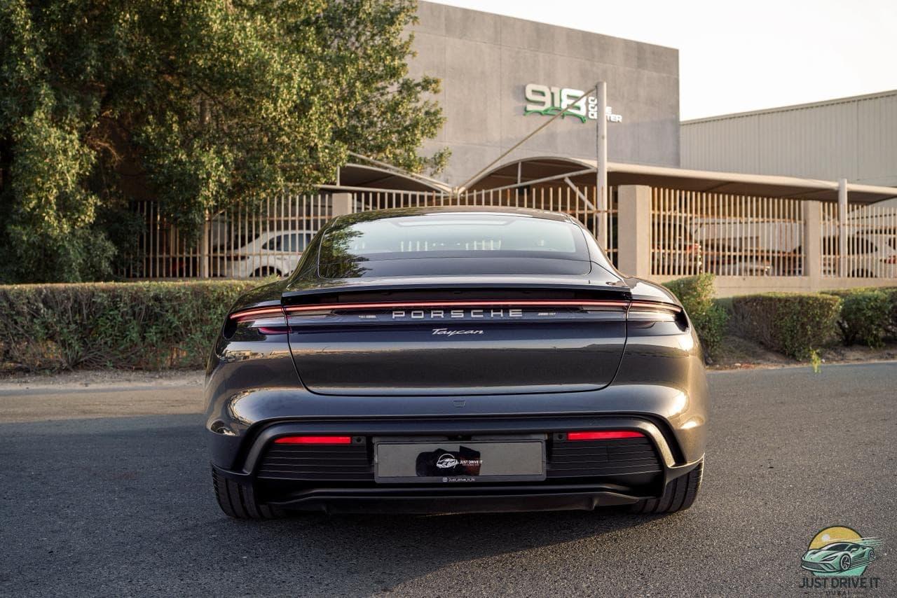 2025 Porsche Taycan GCC - view 6