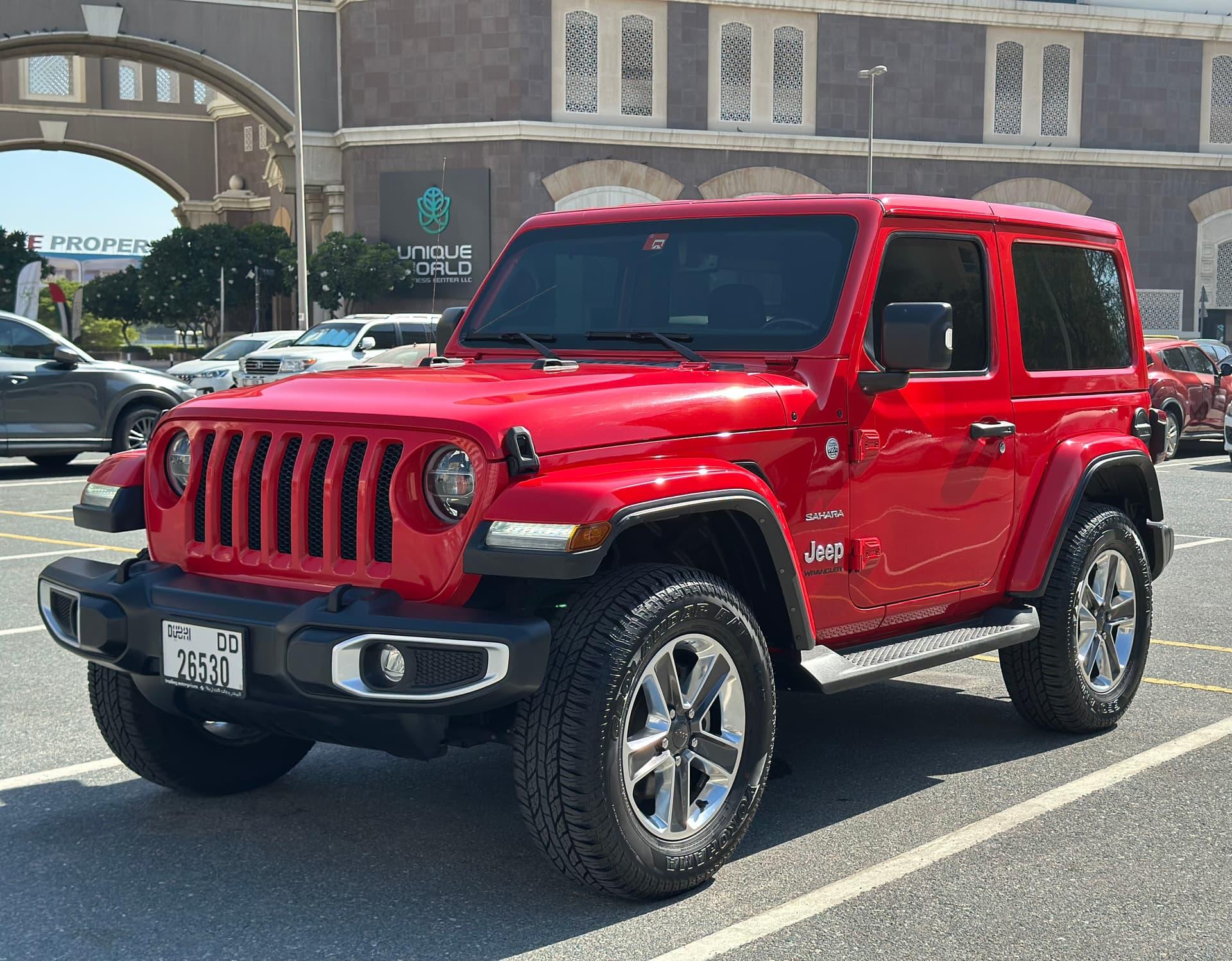 Jeep Wrangler Sahara - view 1