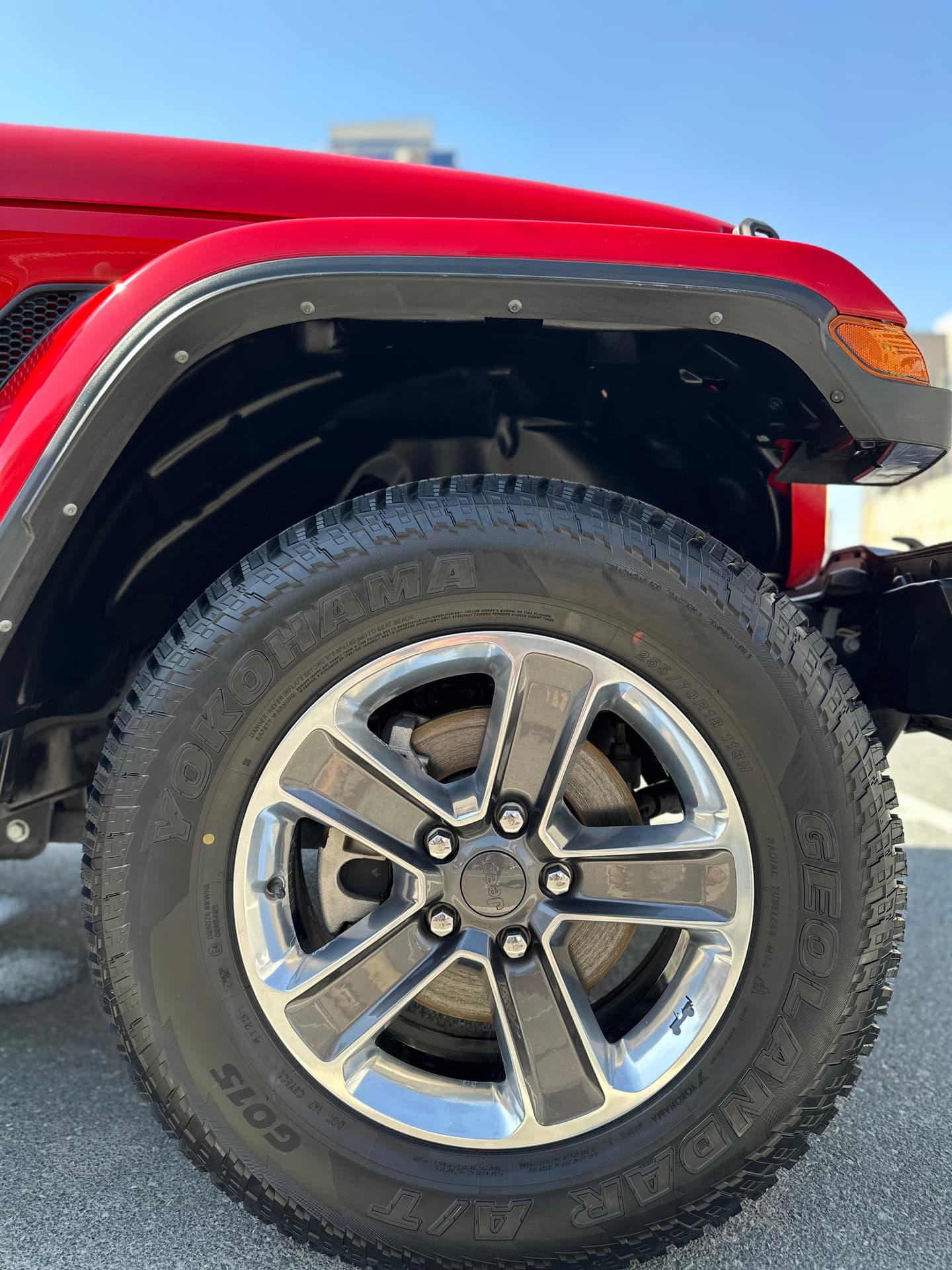 Jeep Wrangler Sahara - view 13