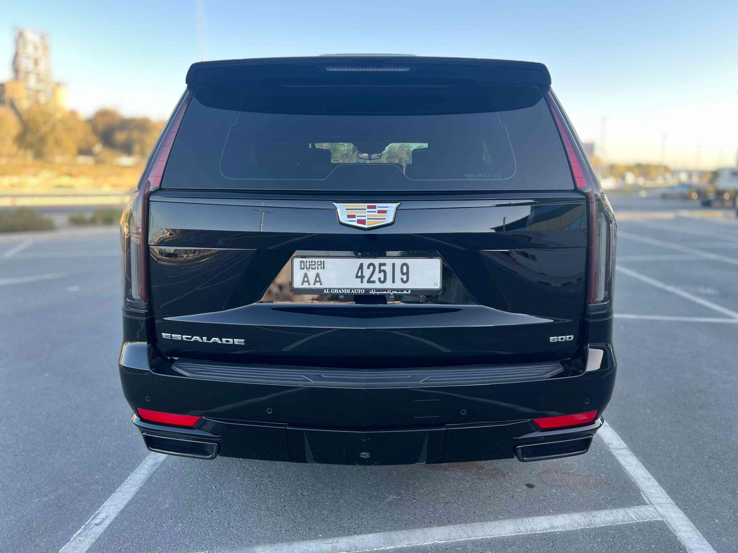 Pay Monthly 6900 AED | 2024 Cadillac Escalade fully loaded - view 5